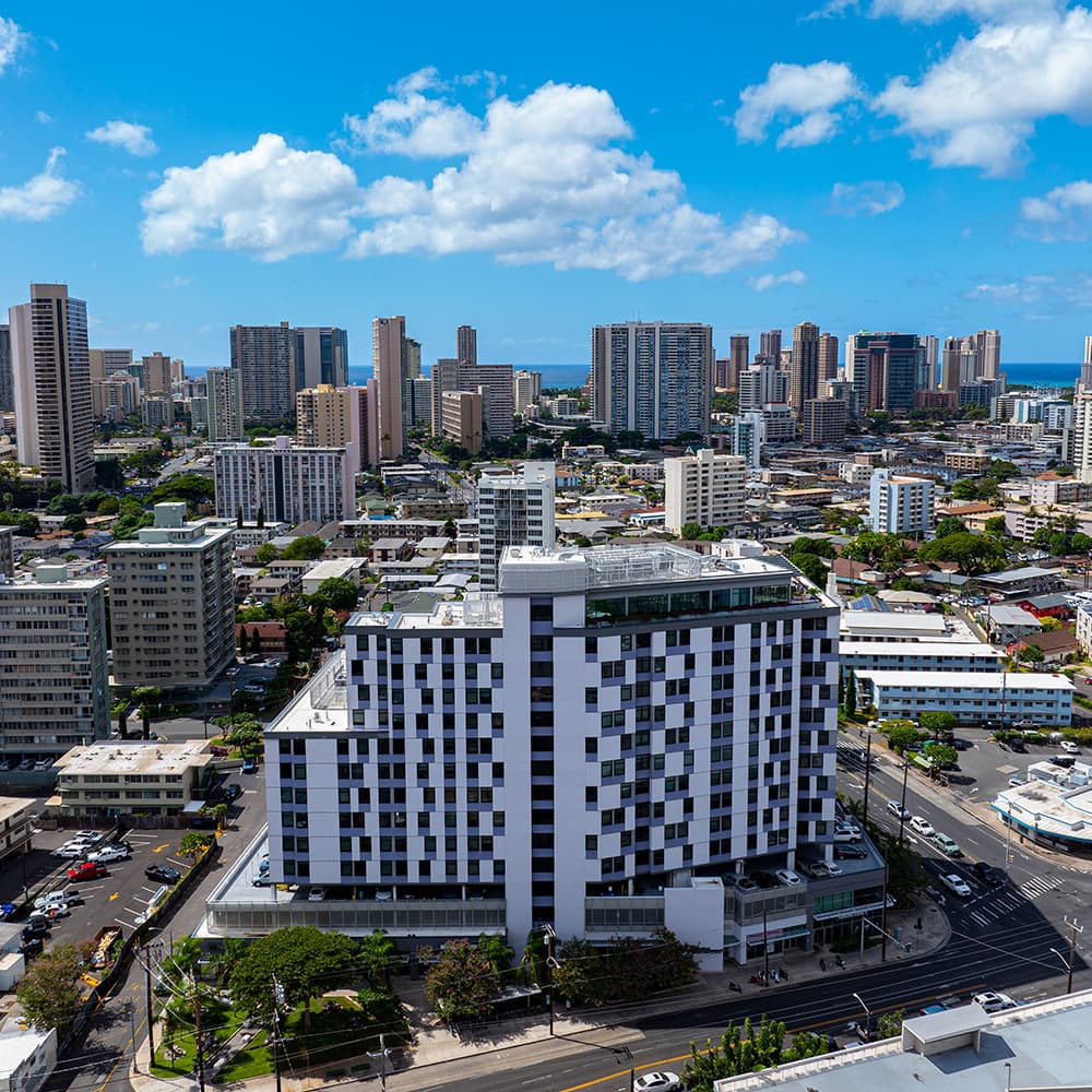 Building-Exterior-01-Hale-Mahana-Honolulu-HI-11